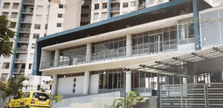 Apartamento Los Alpes Cartagena Bolivar venta apartamento cartagena precio de oportunidad inversion pensionados jubilados apa1856801608002744 260